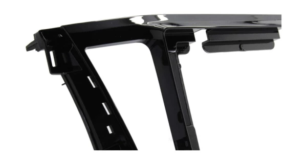 Рамка MFA Mitsubishi Pajero Sport 2020+ Рамка MFA Mitsubishi Pajero Sport 2020+