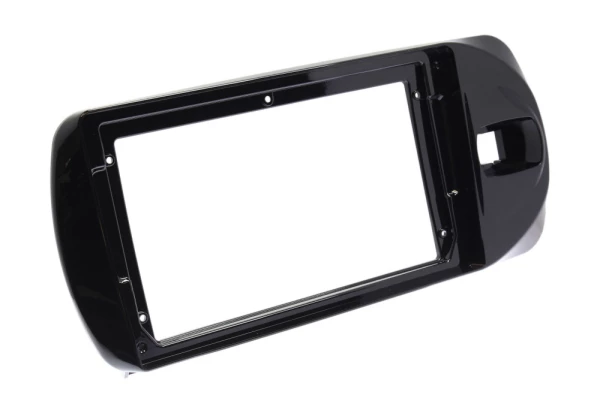 Рамка MFB Toyota Vitz 2015-2020 черный глянец