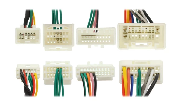 Установочный комплект для дисплеев MFB типа в TLC Prado, Lexus GX 02-09 (любая комплектация) тип 3