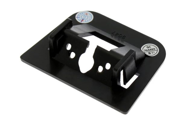 Адаптер для CAM-7 в подсветку номера Toyota Prius 30 в штатное место