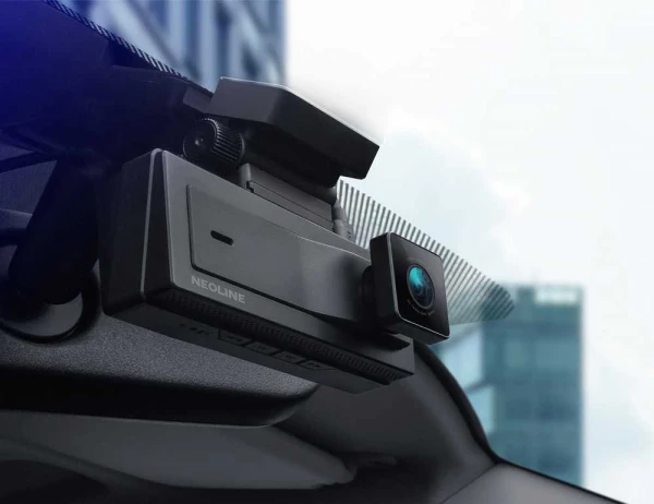 регистратор 2 камеры Neoline G-Tech X62