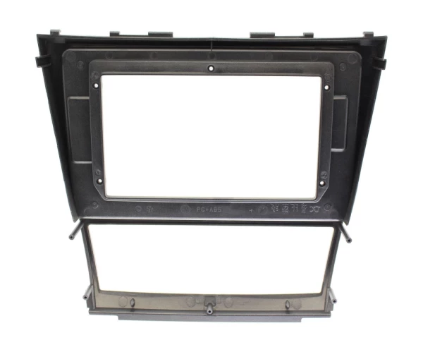 Рамка MFA Toyota Camry 2006-2011