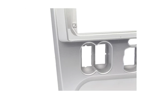 Рамка MFB Renault Logan, Sandero 2009-2015