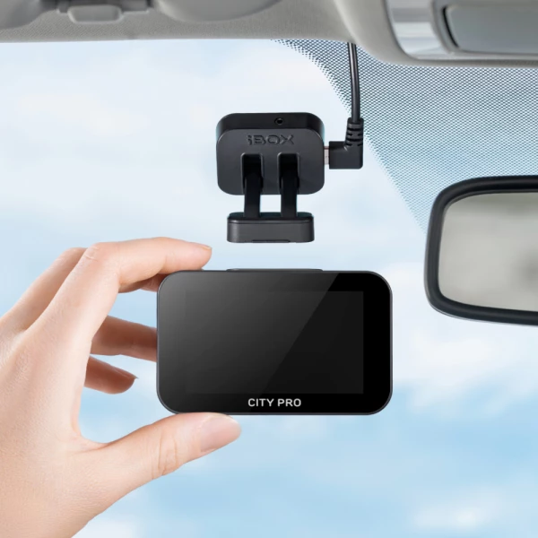 регистратор 1 камера iBOX City PRO