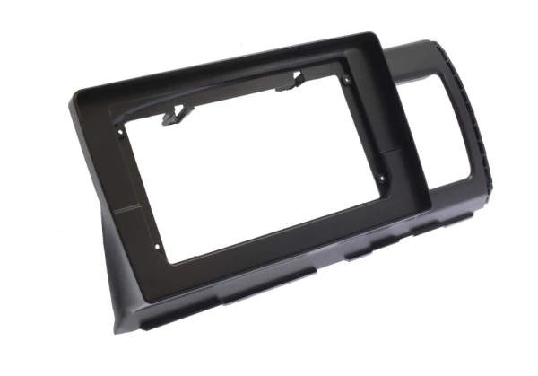 Рамка MFA Toyota Wish 2003-2009