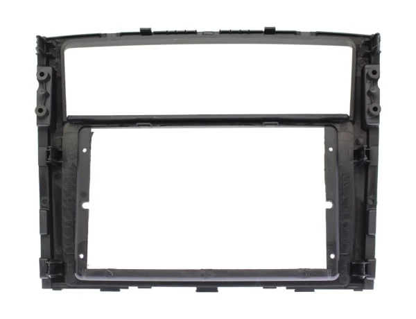 Рамка MFB Mitsubishi Pajero IV 2006+