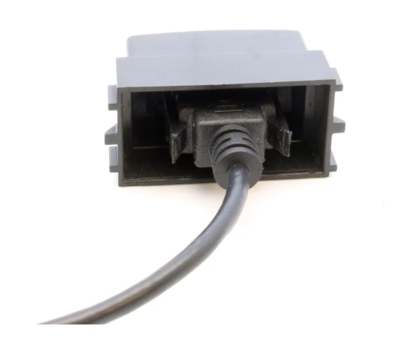 USB разъем в штатную заглушку Nissan