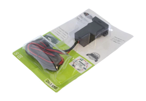 USB разъем в штатную заглушку Toyota new 2009-2021 (с зарядным устройством)